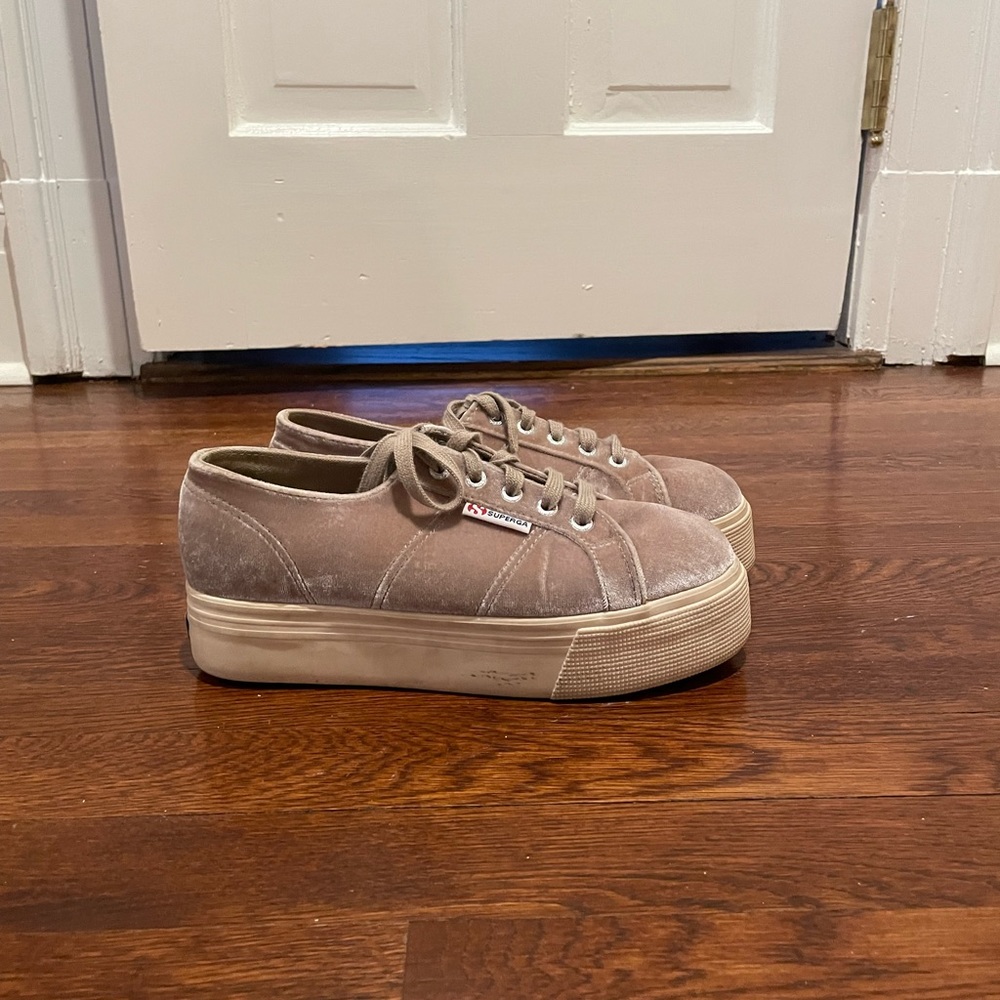 Superga size 38 velvet platform sneaker